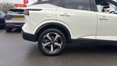 Nissan Qashqai 1.3 DiG-T MH N-Connecta 5dr Petrol Hatchback